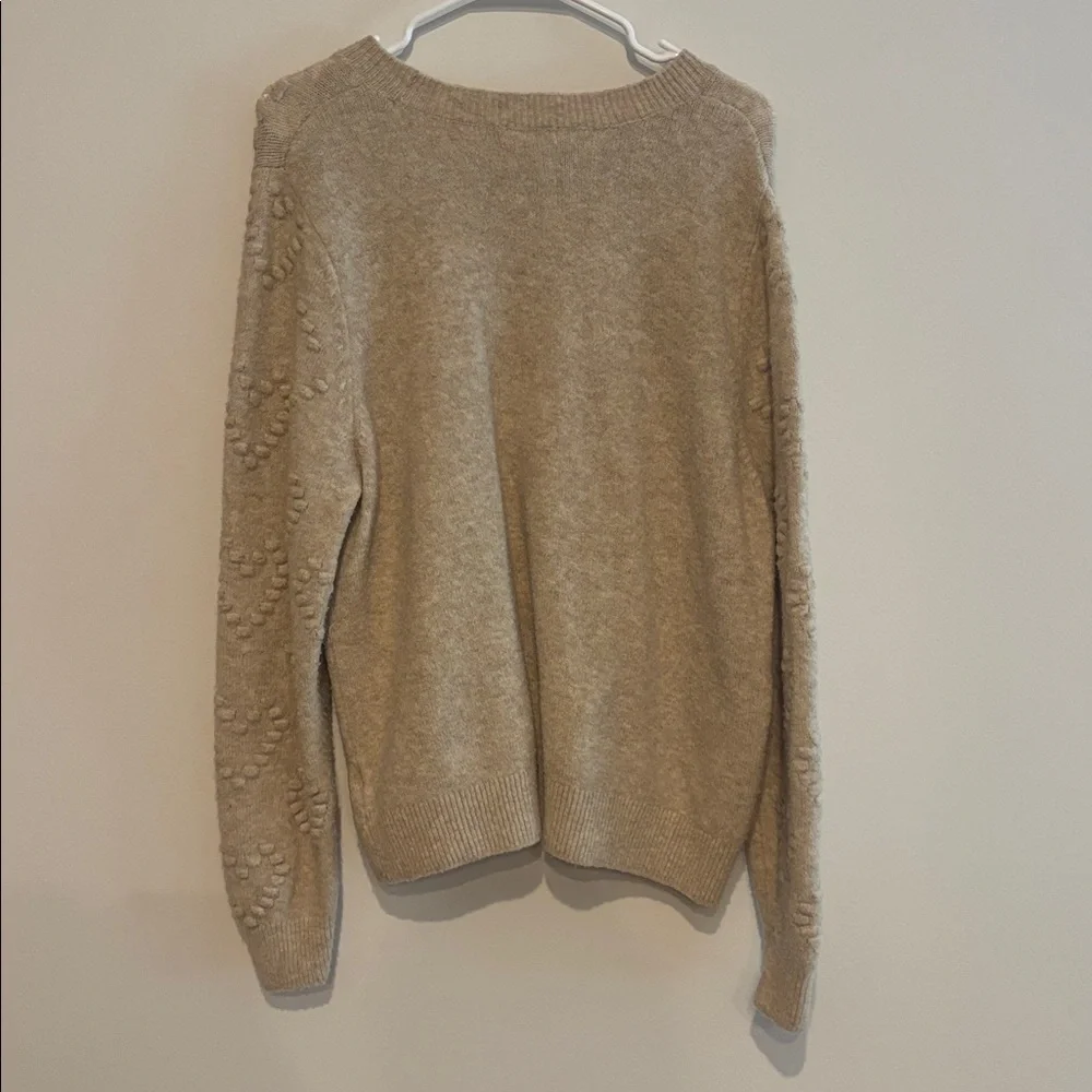 Sweater - Picture 3 of 3